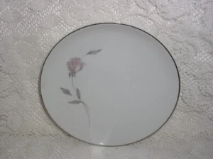 Mikasa Primrose Bread Cake Plate - Picture 1 of 3