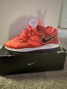 Size 10 - Nike Lebron 8 V/2 Low Solar Red 2011 - Picture 1 of 12