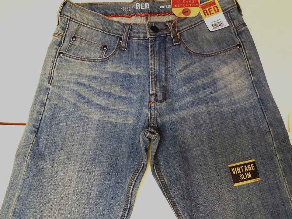 29 X 30 Wrangler Red Vintage Slim Jeans