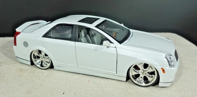 Jada Toys Dub City 2002 Cadillac CTS  1/24 - Image 1 of 4