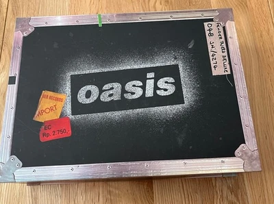 Oasis Limited Edition VIP merchandise Box Set- Edinburgh Murrayfield Stadium - Image 1 of 4