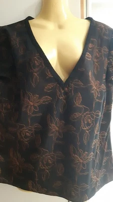 Minsosa Black Orange flower print dressy top Size 18 - Image 1 of 4