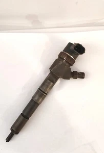 Einspritzdüse Bosch 0445110243 Alfa Romeo 159 Fiat Croma 1.9 Mjt 150 PS 05' bis 10' - Bild 1 von 2