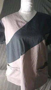 Blusa Médica Mujer Butter-Soft Elastizada Talla Grande Rosa Y Gris Buena Usada... - Imagen 1 de 5