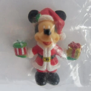 RARE TINY SANTA MICKEY MOUSE 1 INCH FIGURE TOY DISNEY CHRISTMAS COLLECTOR PACKS - Picture 1 of 5