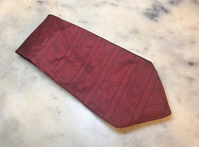 Vintage L’Atelier 100% Italian Silk Red Geometric Tie Made In USA Long 61” - Image 1 of 4