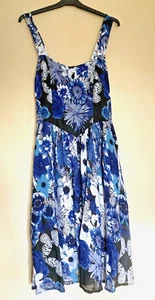 Joe Browns Summer Dress. Size 10. Dark Blue shades. Floral pattern. Fit & Flare. - Picture 1 of 8
