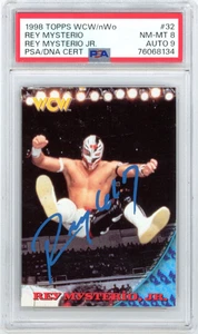 Topps WCW/nWo 1998 Rey Mysterio Jr Rookie Auto - PSA 8 AUTO 9 - Bild 1 von 2