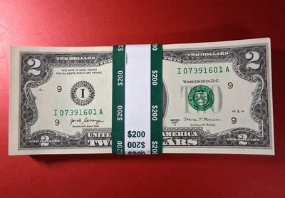 Pack of 100 $2 dollar bills in consecutive order  I series/ off center cut - Image 1 of 4