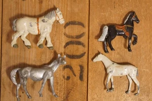 Antique Vintage Cast Horse Toy Figures Lot of 4 - Picture 1 of 3