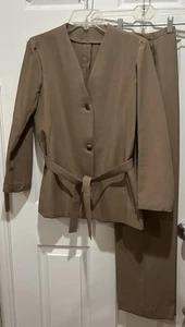 Braniff International 1970’s Halston Uniform - Picture 1 of 8