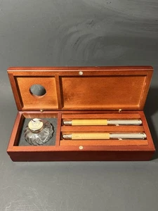 Laban Fountain and Ballpoint Pen Set With Wooden Case - Picture 1 of 24