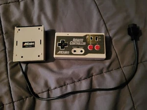 Akklaim Wireless Infrared Remote Controller with Receiver Nintendo NES  - Picture 1 of 5