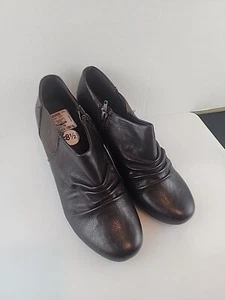 Baretraps CERISSA 8.5M Women's Brown Block Heel Zip Booties Shoes - Picture 1 of 9