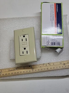 Leviton GFNT1-I Ivory Self-Test SmartlockPro Slim GFCI Non Tamper-Resistant 1 Ct - Picture 1 of 5