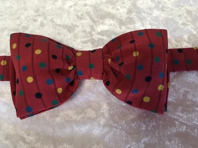 PAJARITA VINTAGE DE SEDA DE LINANA NAVIDAD ROJA + MANCHAS PAJARITA PARA EL CUELLO COMO NUEVA Foto 1 de 4