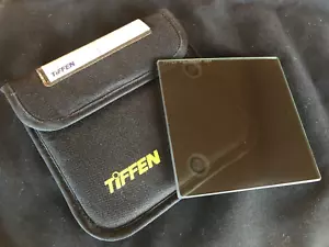 Tiffen 4x4" Glass Filter Polarizer W/ Pouch - Picture 1 of 2