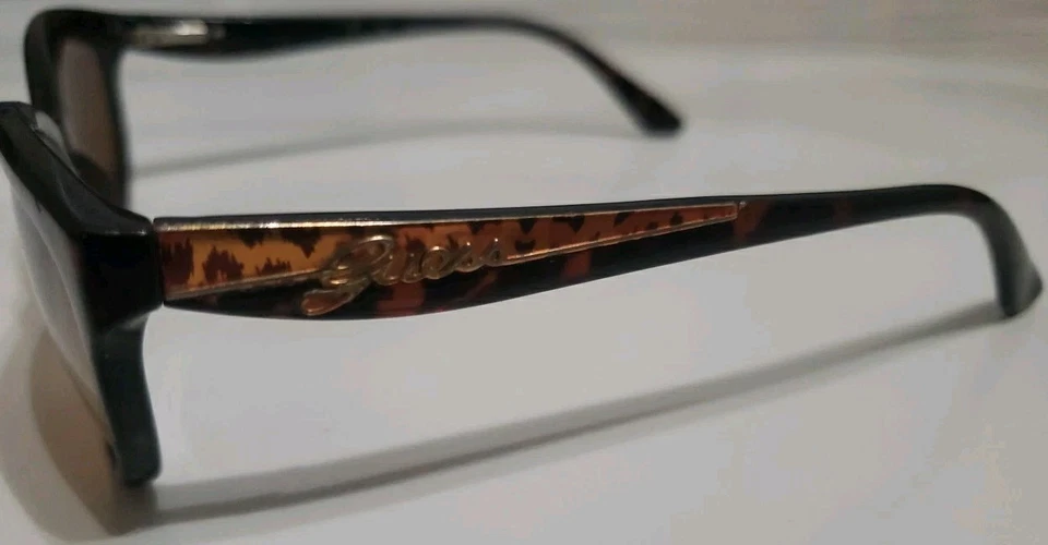 VERY RARE GUESS Vintage Eyeglasses Sunglasses 54 17 135  GOLD LOGO Tortoise B40 - Image 1 of 4