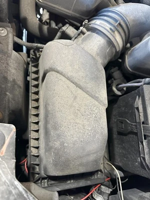 Used Air Cleaner Assembly fits: 2014 Ford Explorer 3.5L w/o turbo Grade A - Изображение 1 из 4