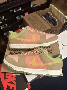 Size 9 - Nike Dunk Low Sun Club Arctic Orange Sanded Gold 2022 DM0583-800 - Picture 1 of 9