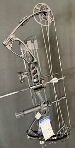 Elite Ember Compound Bow Black Right Hand 60LBS Full Setup New - Picture 1 of 5