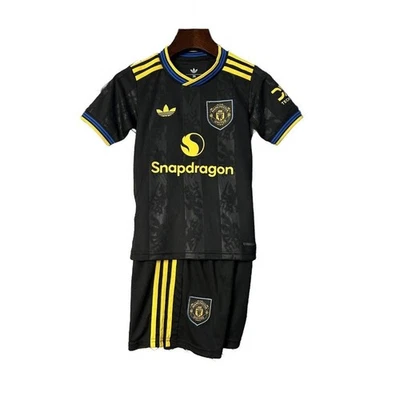 Manchester United 25/26 Adidas Kids Third Kit - Black - Inc Socks