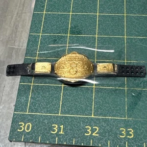 WWE Legends Elite Rey Mysterio Series 16 World Heavyweight Championship Belt - Bild 1 von 2