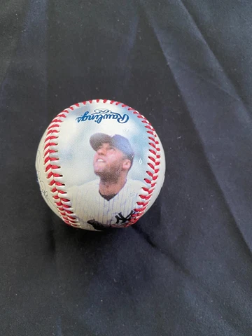 Derek Jeter #2 Rawlings Collector Series Baseball New York Yankees Year 2002 Cover