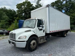 2016 Freightliner M2106 26' Box Truck Delivery Van Lift Gate -Parts/Repair - Picture 1 of 12