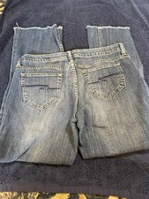 Arizona Jean Co. Women's Distressed size 11 Avg Low RIse Jeans