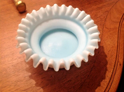 Ancienne belle coupelle opaline/pâte de verre Charles X - Photo 1/2