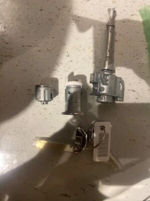 interruptor encendido bloqueo cilindro con llaves honda acuerdo 2014-2017 Foto 1 de 4