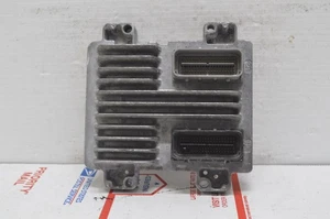 2010-2013 Chevrolet Silverado 12636004 Engine Control Module Unit Ecm I71 033 - Picture 1 of 4