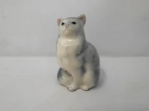 Vintage Gray White Ceramic Cat Figurine 4.5” Glazed Pottery Kitten Statue - Picture 1 of 5