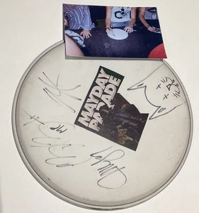 MAYDAY PARADE handsigniert weiß handsigniert Doodled Drumskin - Bild 1 von 6
