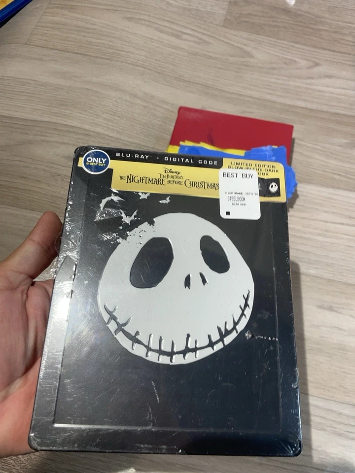 The Nightmare Before Christmas Best Buy Steelbook (Blu-ray, Sing-Along Edition) - Image 1 of 2