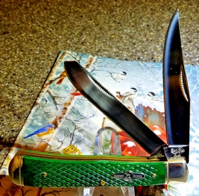 Rough Rider RR584,Trapper Green Gunstock Bone,4 英寸,2 刀片,全新,复古 2002 — 第 1/4 张图片