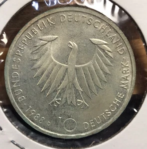 German 1988 D Silver 10 Mark Unc Looks Great! - Picture 1 of 2