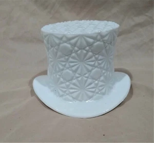 Decorative Ceramic White Top Hat--Storage/Trinket Box/Container/Holder--Bud Vase - Picture 1 of 6