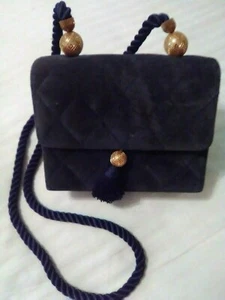 VINTAGE CHI CHI FRENCH DESIGNER TYPE QUILTED NAVY REAL SUEDE GOLDEN BALL ACCENT - Picture 1 of 6