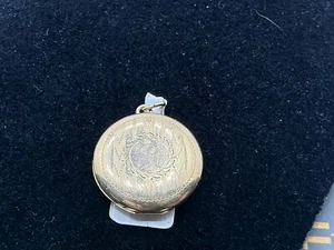 10k Antique Edwardian Locket Intitial R Engaved - Picture 1 of 9