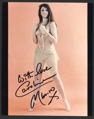 Caroline Munro photo originale signée autographe authentique Casino Royale - Photo 1/2