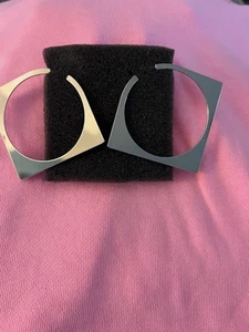 Silver Tone Metal Square Cut Out Hoop Pierced Earrings Vintage - Picture 1 of 3