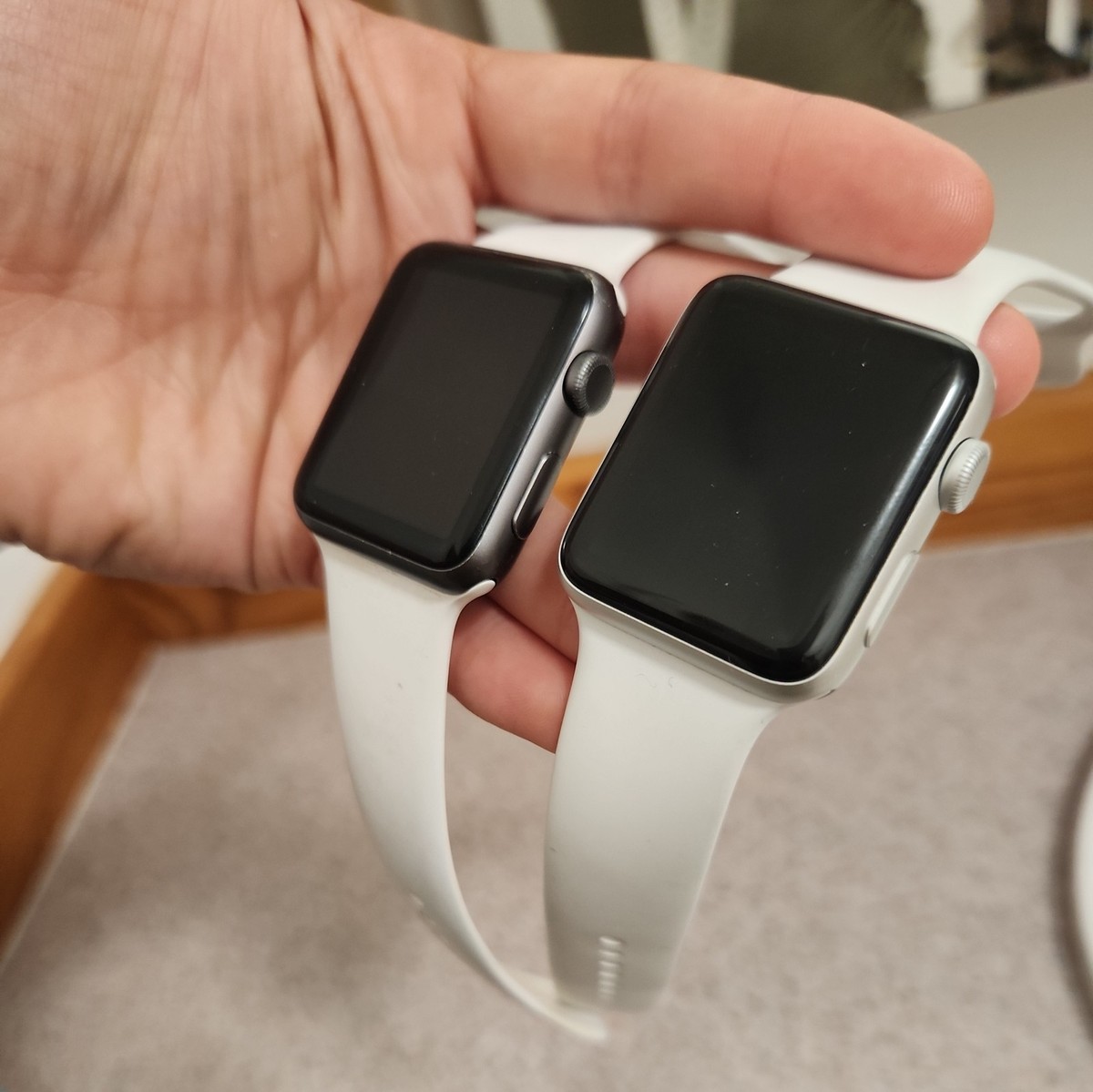 アップルウォッチseries3 38mm シルバー Apple Watch Series3