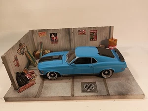 Diorama 1:18, ideal für "Scheunenfund" - Bild 1 von 9