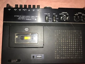 JVC 1636 portable stereo cassette deck - Picture 1 of 11