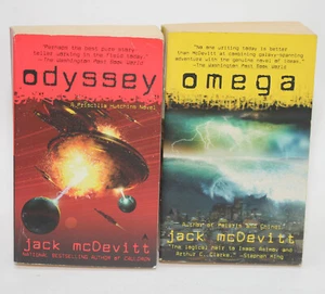 Jack McDevitt Lot of 2 Books ODYSSEY & OMEGA Science Fiction Paperbacks - Picture 1 of 6