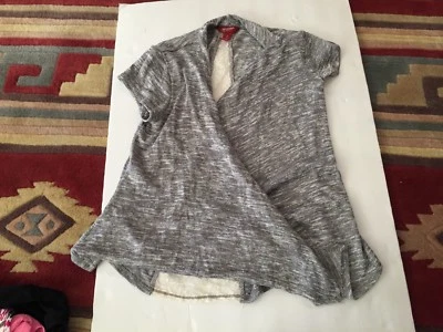 Arizona Jean Company Short Sleeve V-neck Knit Sweater Size XL - Image 1 of 4