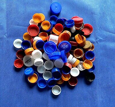 Plastic Bottle Caps Lot Of 120 Red White Blue Black Orange Brown Gray For Crafts • 4.74€
