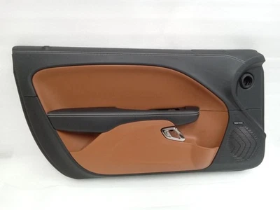 Dodge Challenger Hellcat LH 2015-2023 panel de puerta interior izquierda marrón 6TR491V5AB Foto 1 de 4